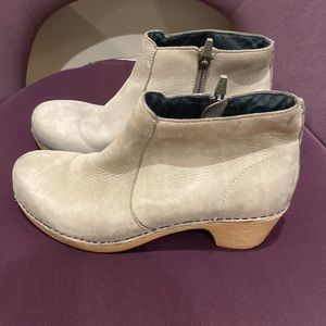 Lightly used Dansko ankle boots